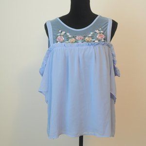 New with tags XL Signature Studio top